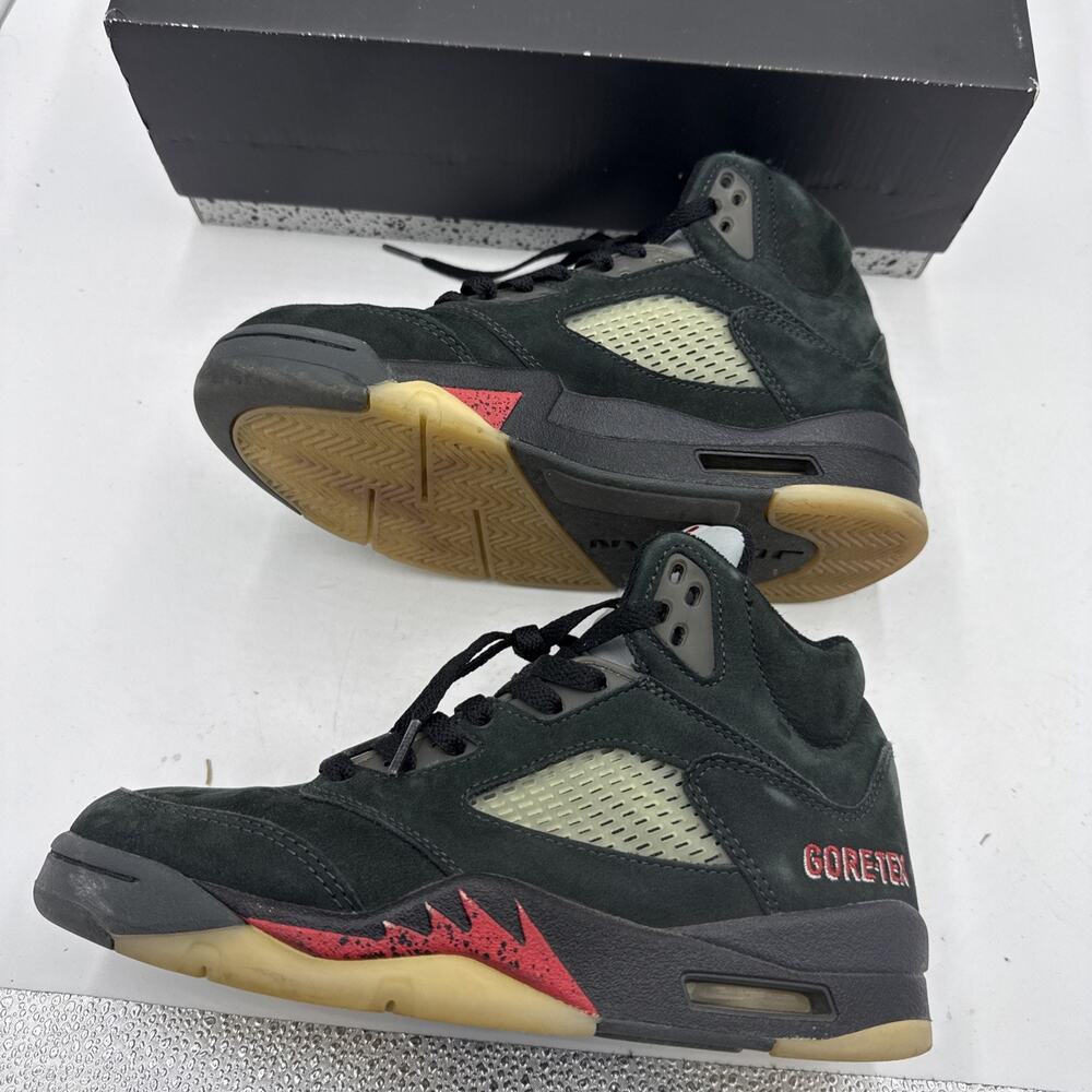 Size 6.5 - Air Jordan 5 Retro GORE-TEX Off-Noir W